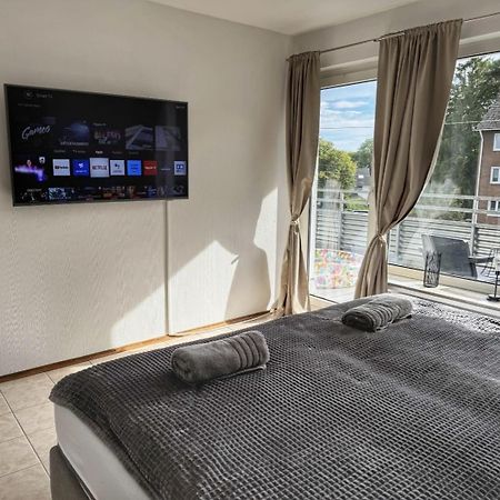 2 Zimmer Apartment Mit Balkon Wuppertal Exterior foto